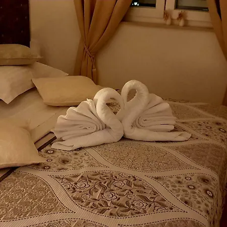Luxury Sweet Dreams *